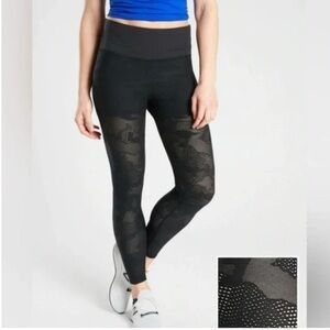 NWOT Athleta Phenom Camo Laser-cut 7/8 Tights